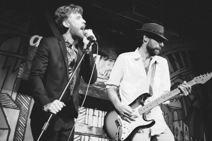 Introducing >>> STRNGRS